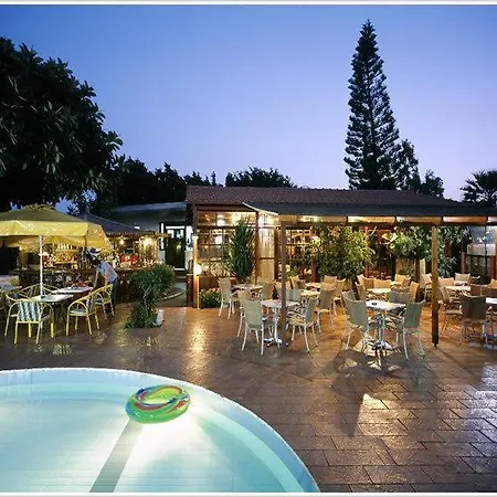 Corellia Asterias Beach Отель Теологос