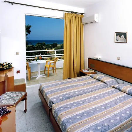 ホテル Corellia Asterias Beach